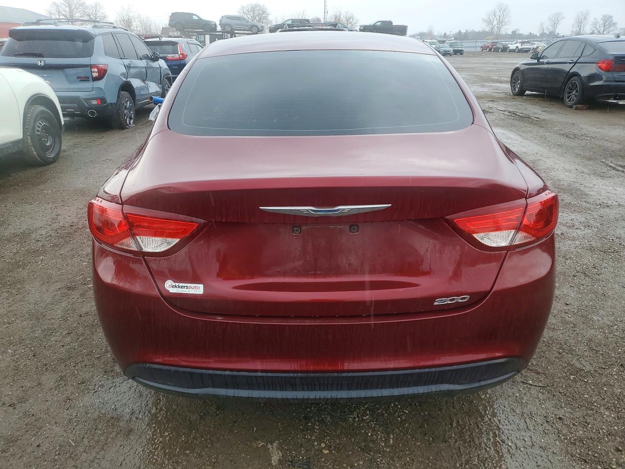 2015 CHRYSLER 200 LX photo 6