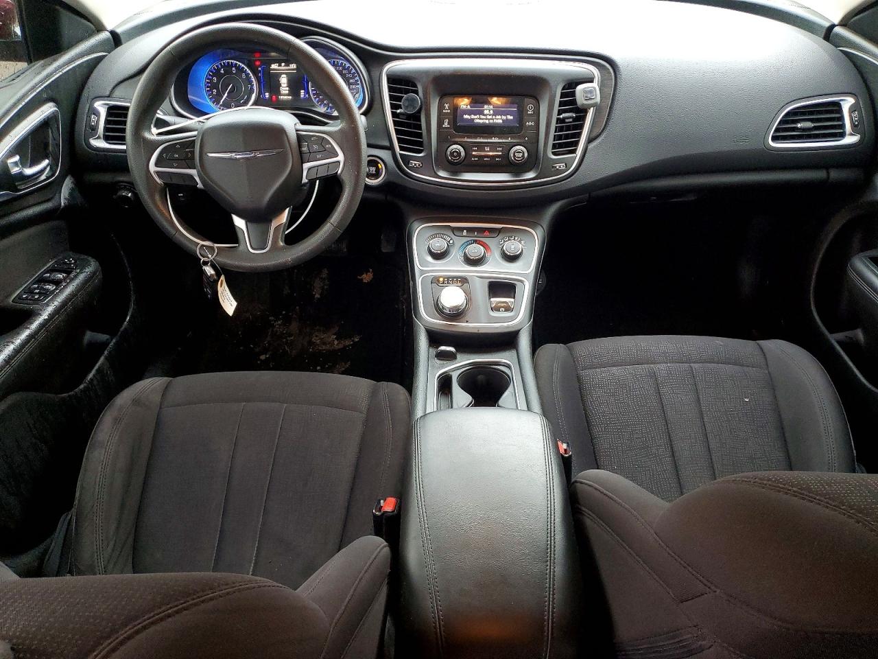 2015 CHRYSLER 200 LX photo 8