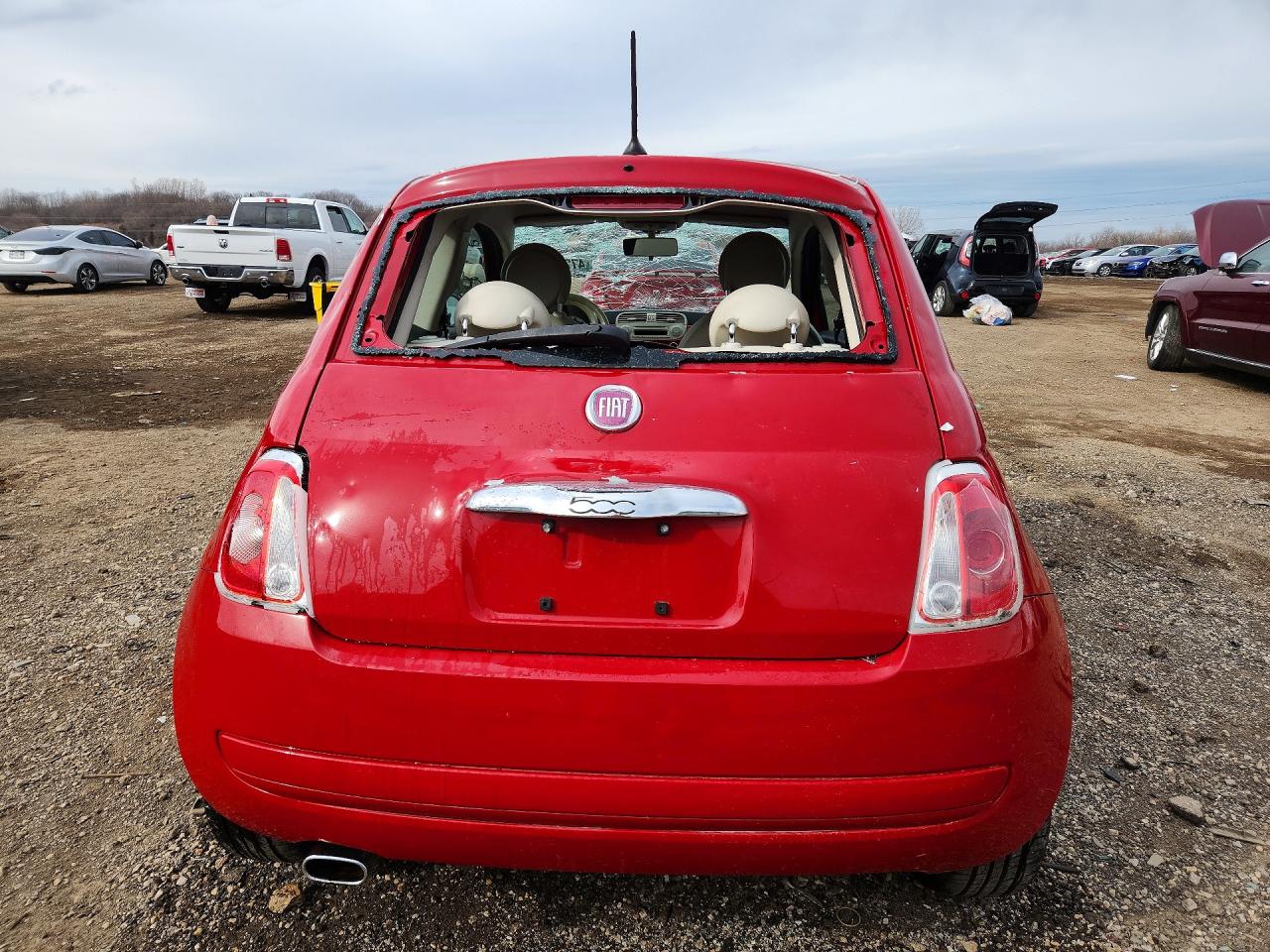 2012 FIAT 500 POP photo 6