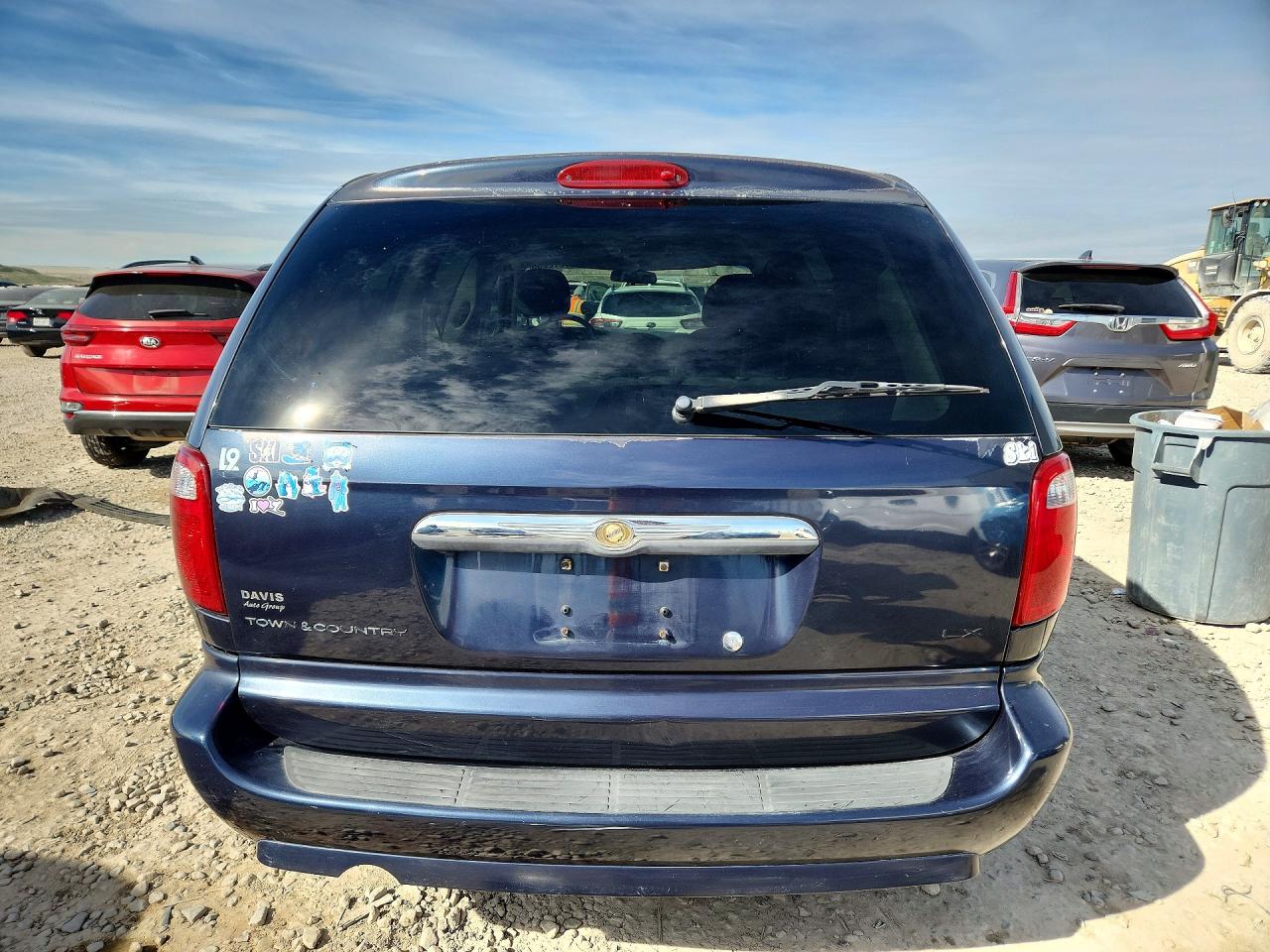 2007 CHRYSLER TOWN & COUNTRY LX photo 6