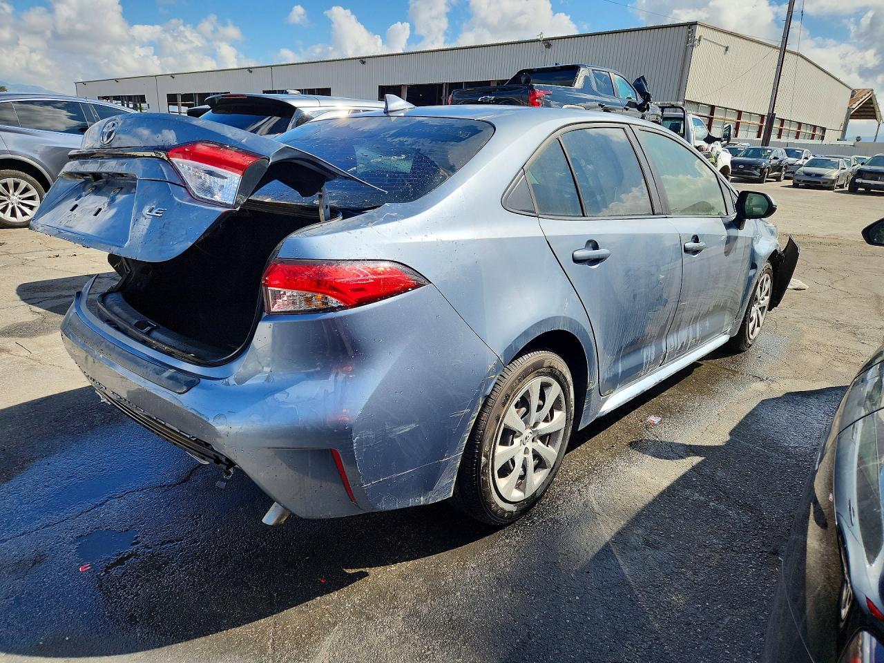 2020 TOYOTA COROLLA LE photo 5
