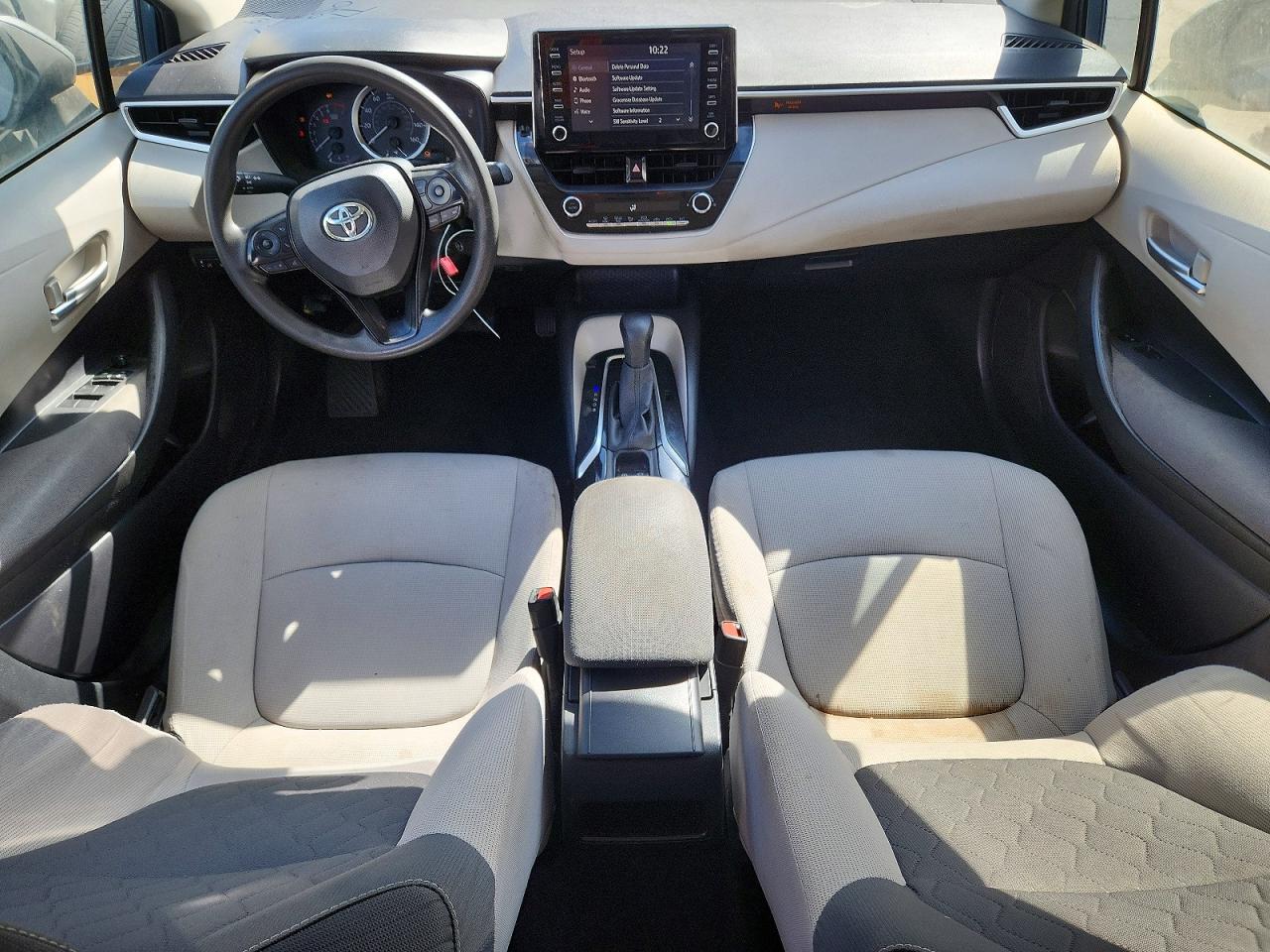 2020 TOYOTA COROLLA LE photo 15