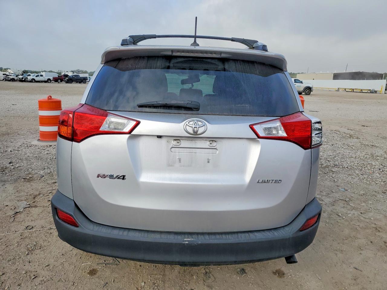 2014 TOYOTA RAV4 LIMITED photo 6