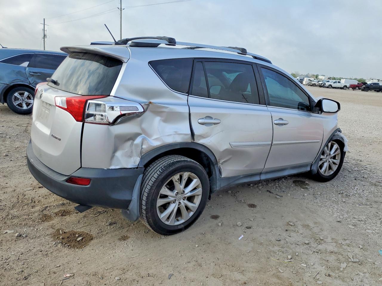 2014 TOYOTA RAV4 LIMITED photo 3