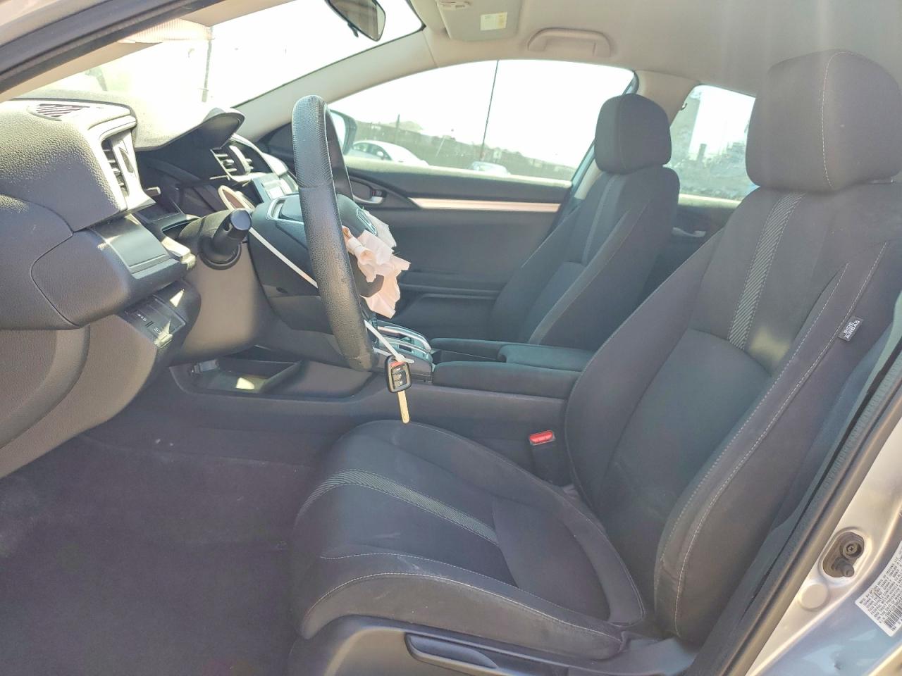 2016 HONDA CIVIC LX photo 7