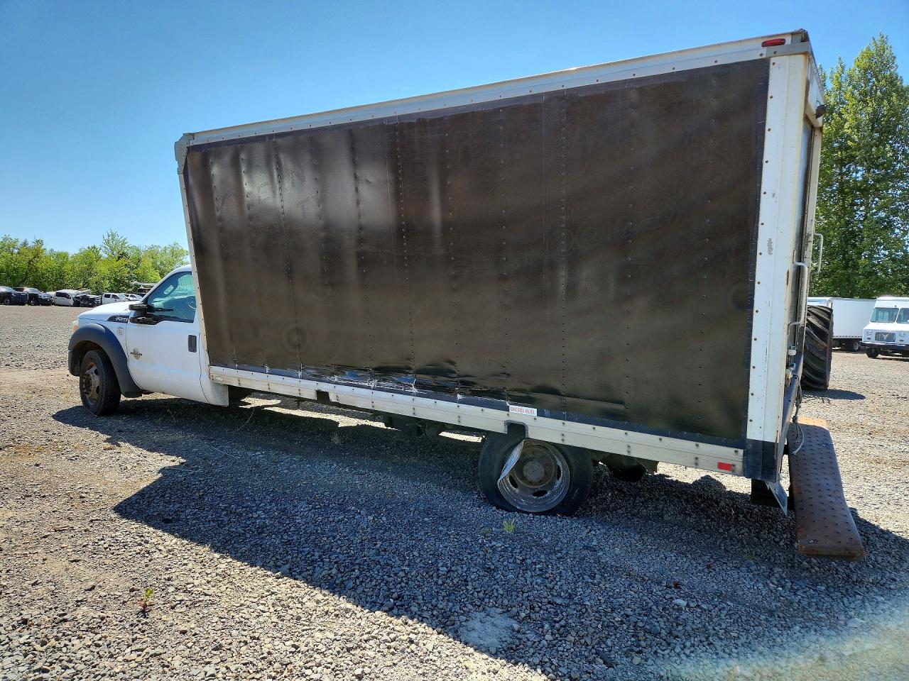 2016 FORD F550 SUPER DUTY REFRIGERATED BOX TRUCK photo 2
