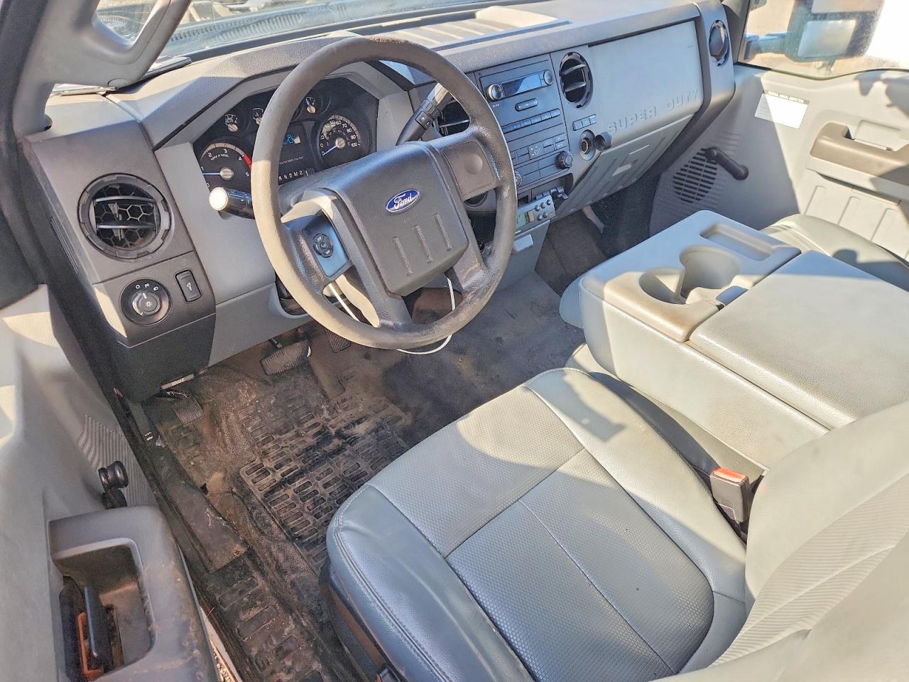 2016 FORD F550 SUPER DUTY REFRIGERATED BOX TRUCK photo 8