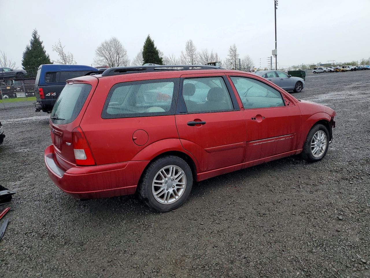 2005 FORD FOCUS ZXW photo 3