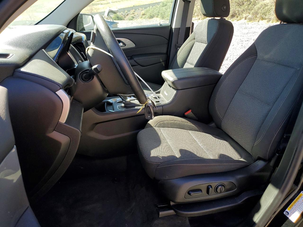 2020 CHEVROLET TRAVERSE LS photo 19