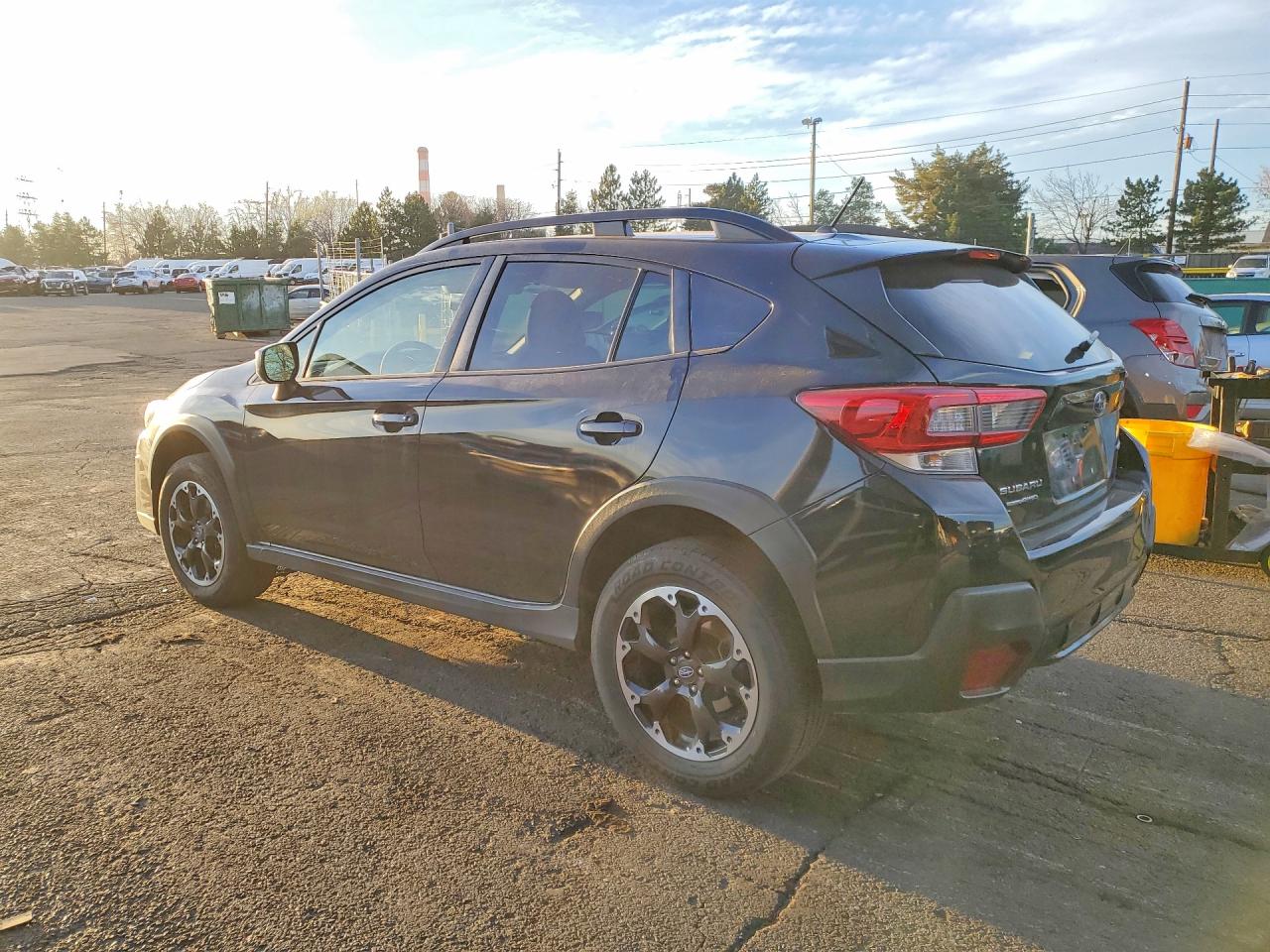2023 SUBARU CROSSTREK photo 3