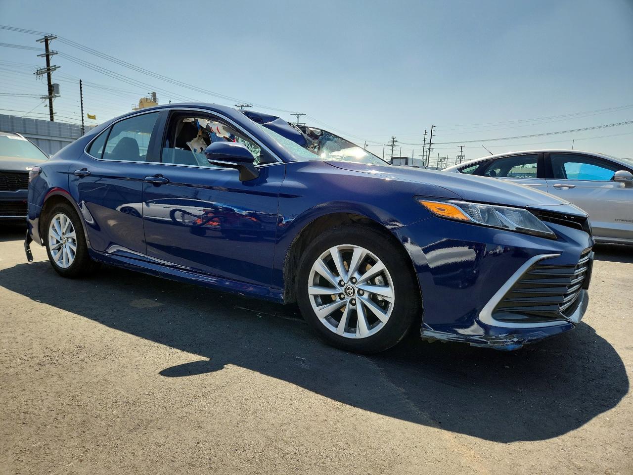 2023 TOYOTA CAMRY LE photo 7