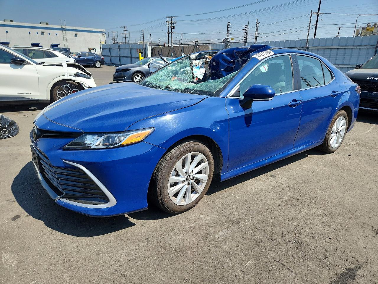 2023 TOYOTA CAMRY