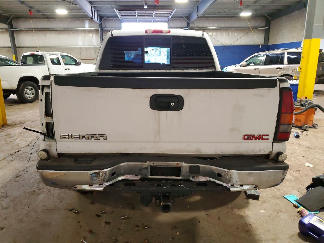 2006 GMC NEW SIERRA K1500 photo 6