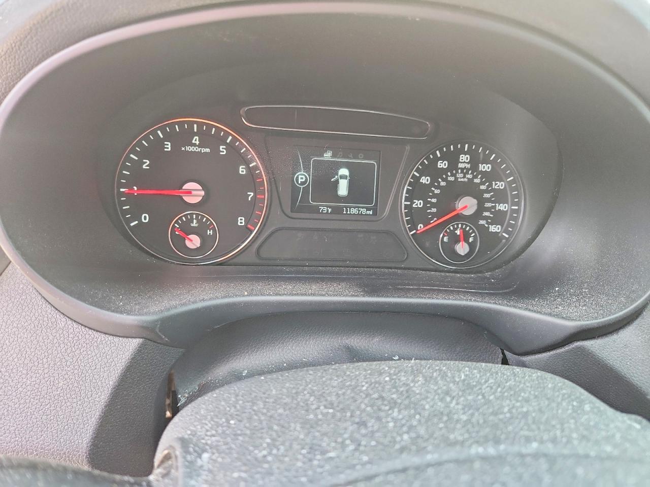 2017 KIA SORENTO LX photo 17