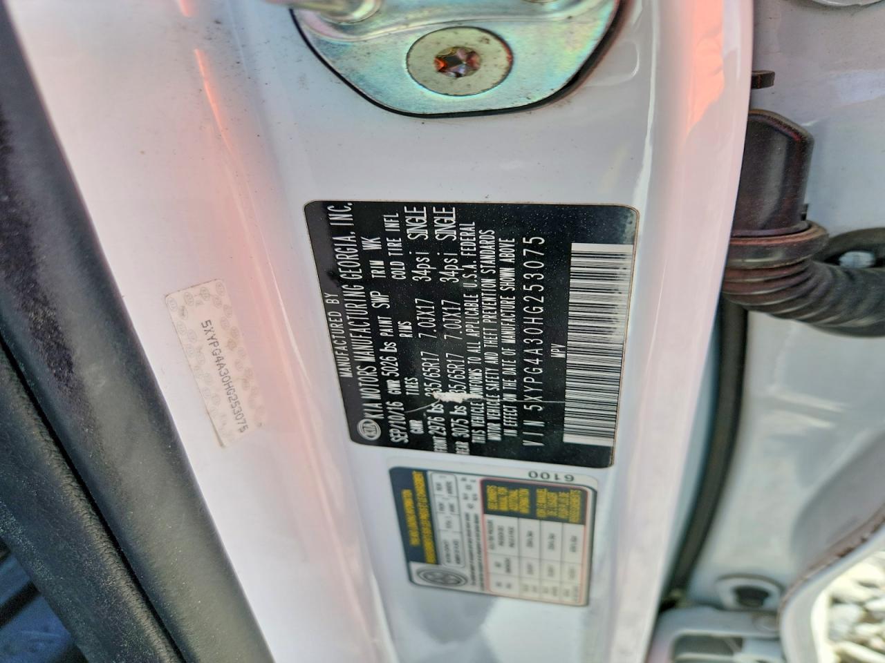 2017 KIA SORENTO LX photo 25
