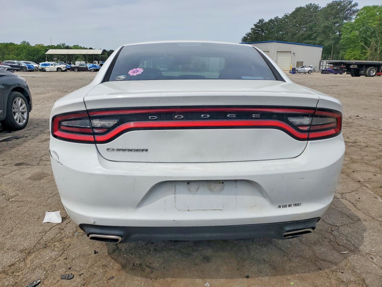 2017 DODGE CHARGER SE photo 16
