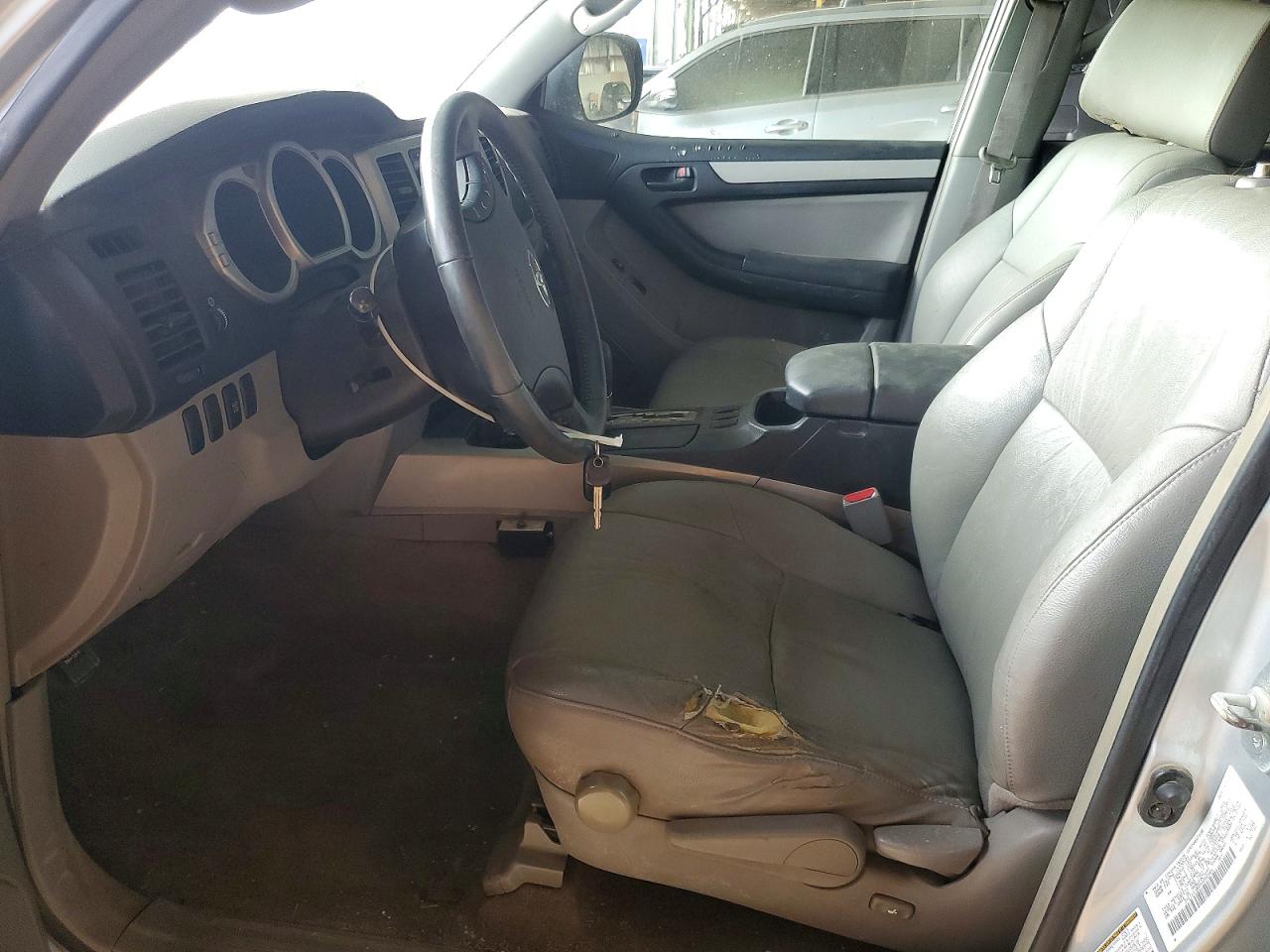 2005 TOYOTA 4RUNNER SR5 photo 19