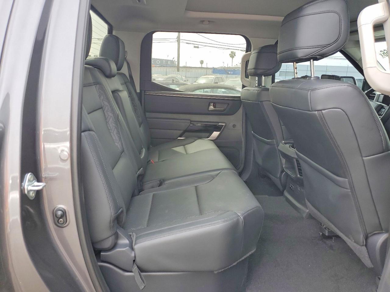 2024 TOYOTA TUNDRA LIMITED photo 10