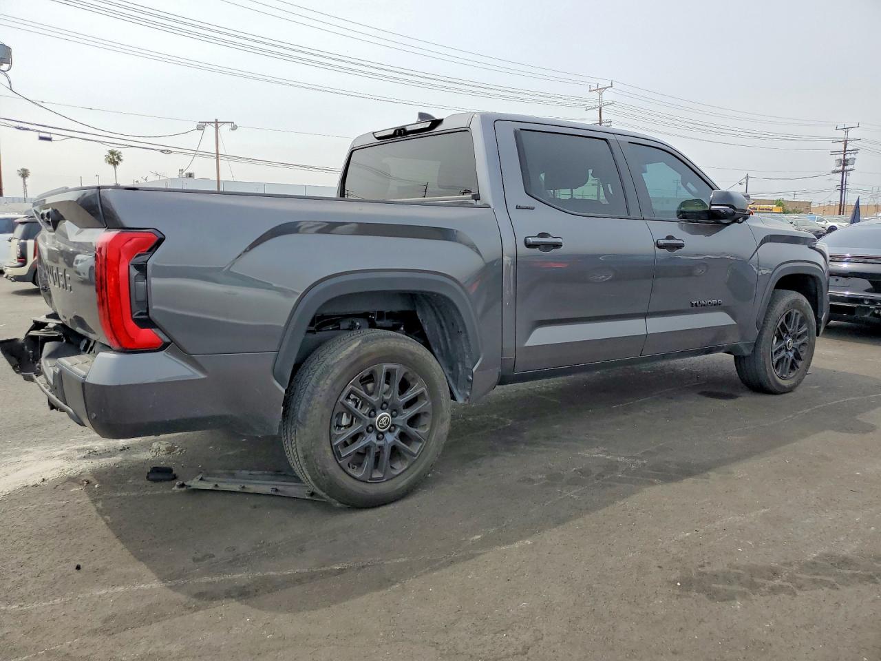 2024 TOYOTA TUNDRA LIMITED photo 3