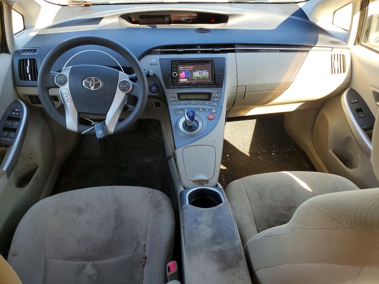 2013 TOYOTA PRIUS TWO photo 15