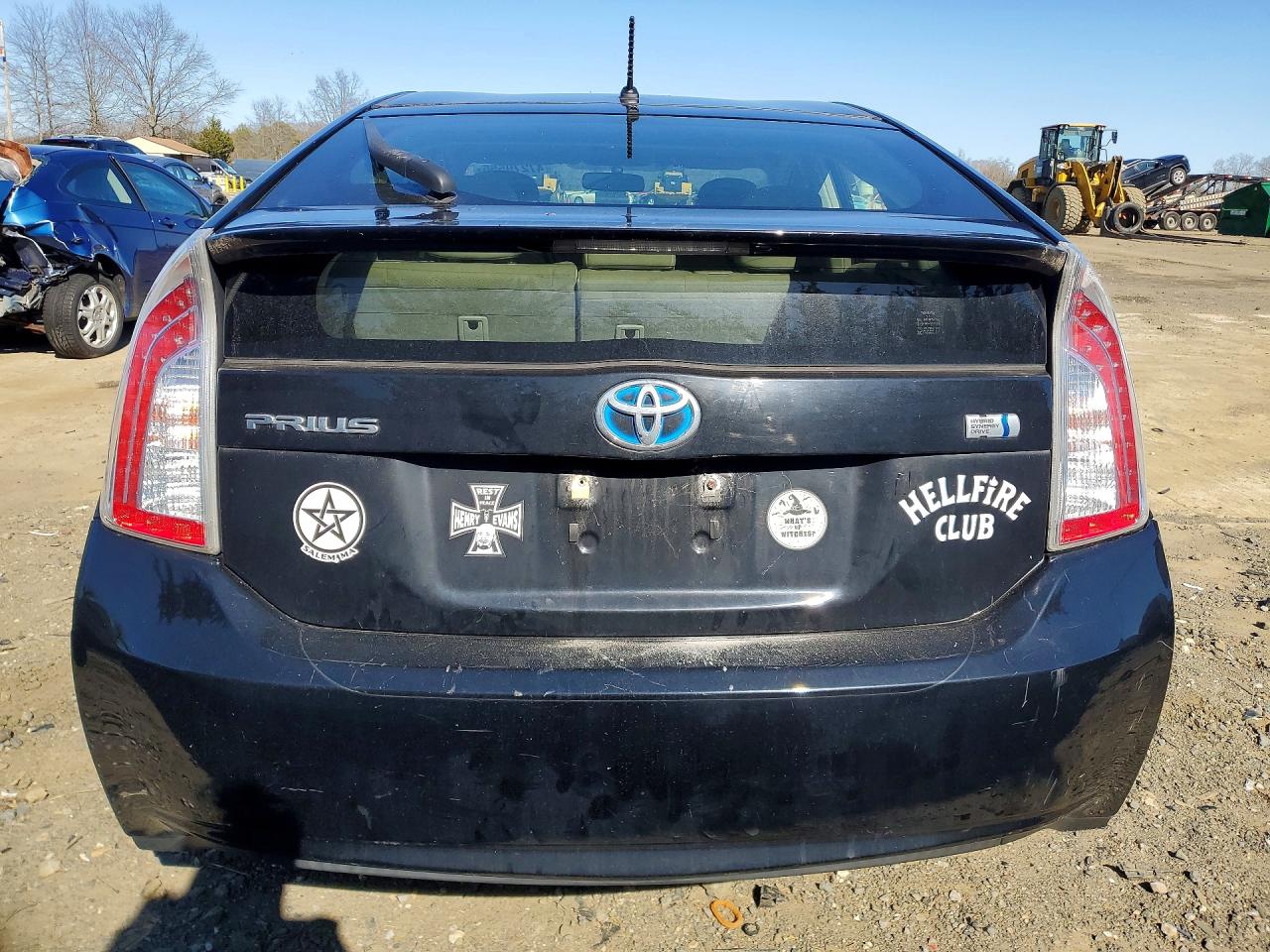 2013 TOYOTA PRIUS TWO photo 11