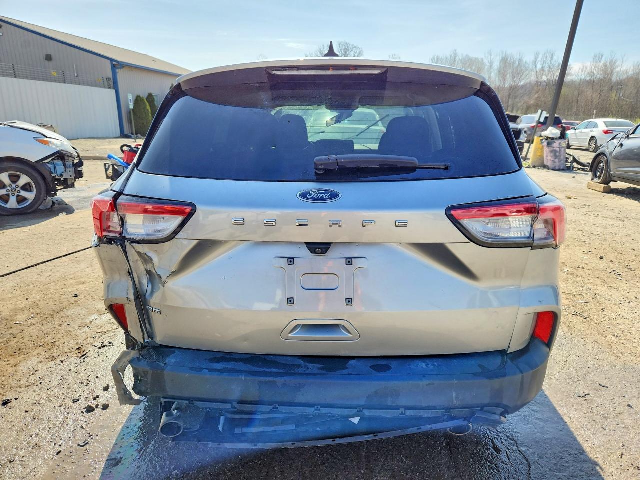2022 FORD ESCAPE SE photo 6