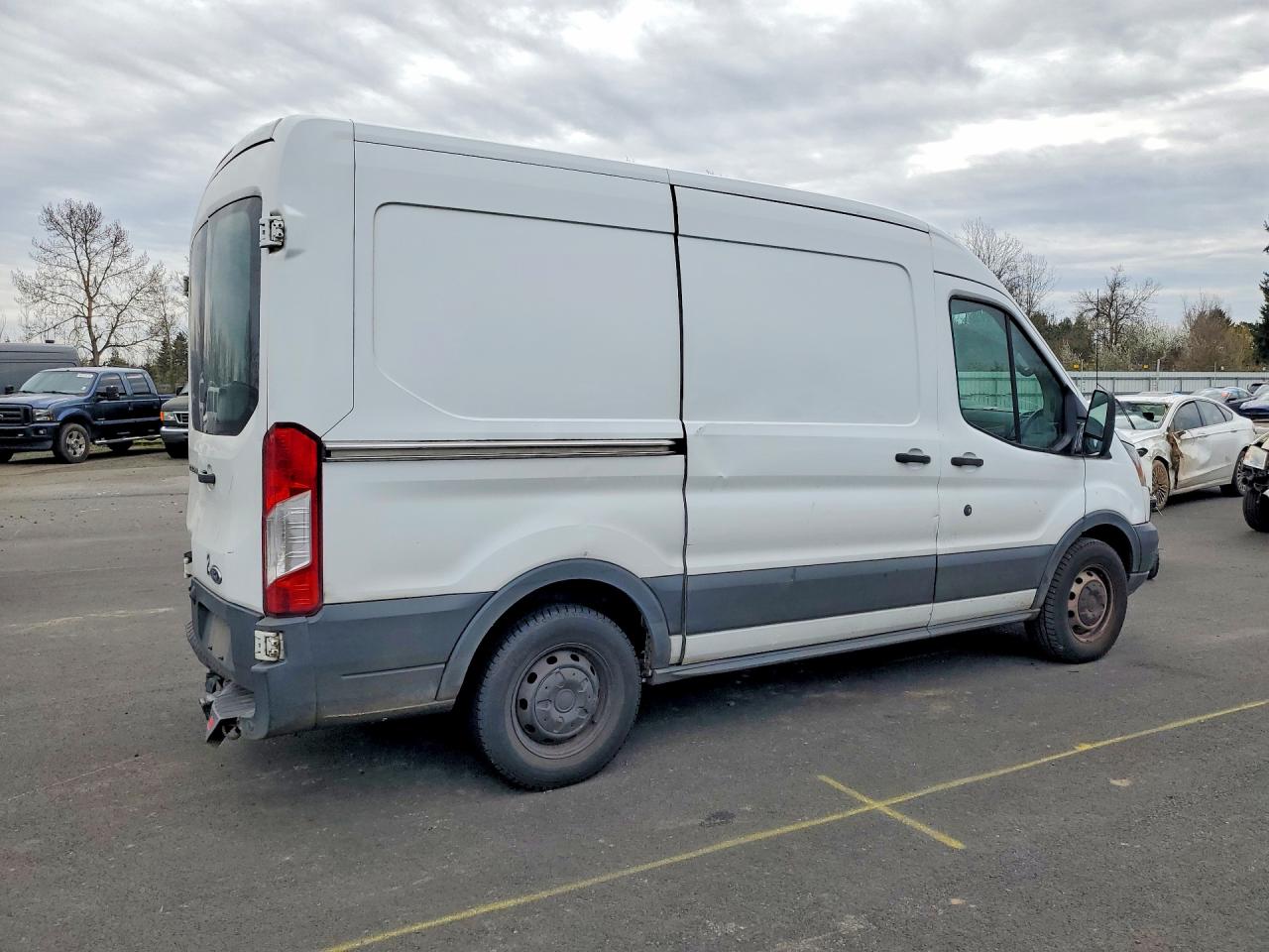 2017 FORD TRANSIT T-150 photo 3