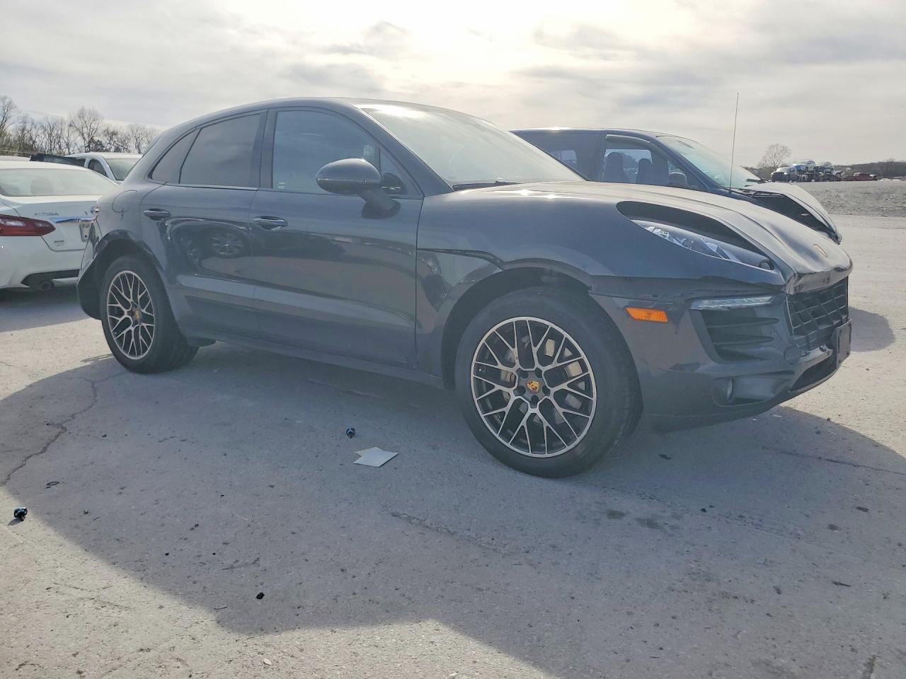 2018 PORSCHE MACAN S photo 10
