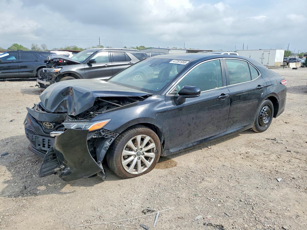 2018 TOYOTA CAMRY