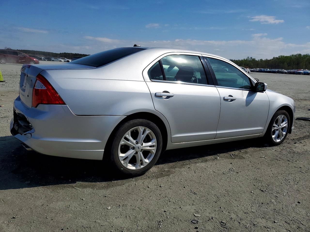 2012 FORD FUSION SE photo 5