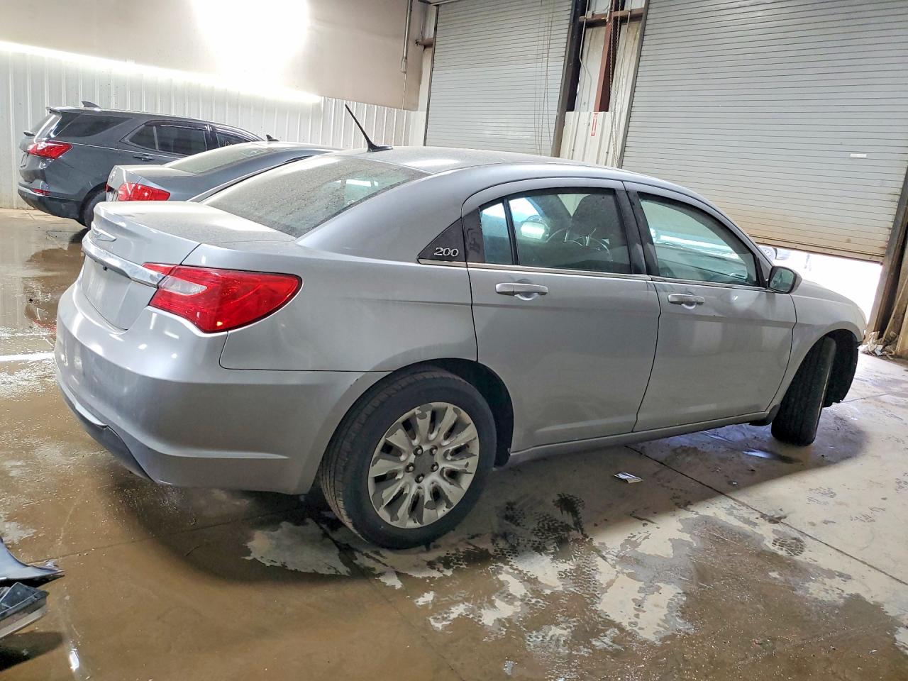 2013 CHRYSLER 200 LX photo 5