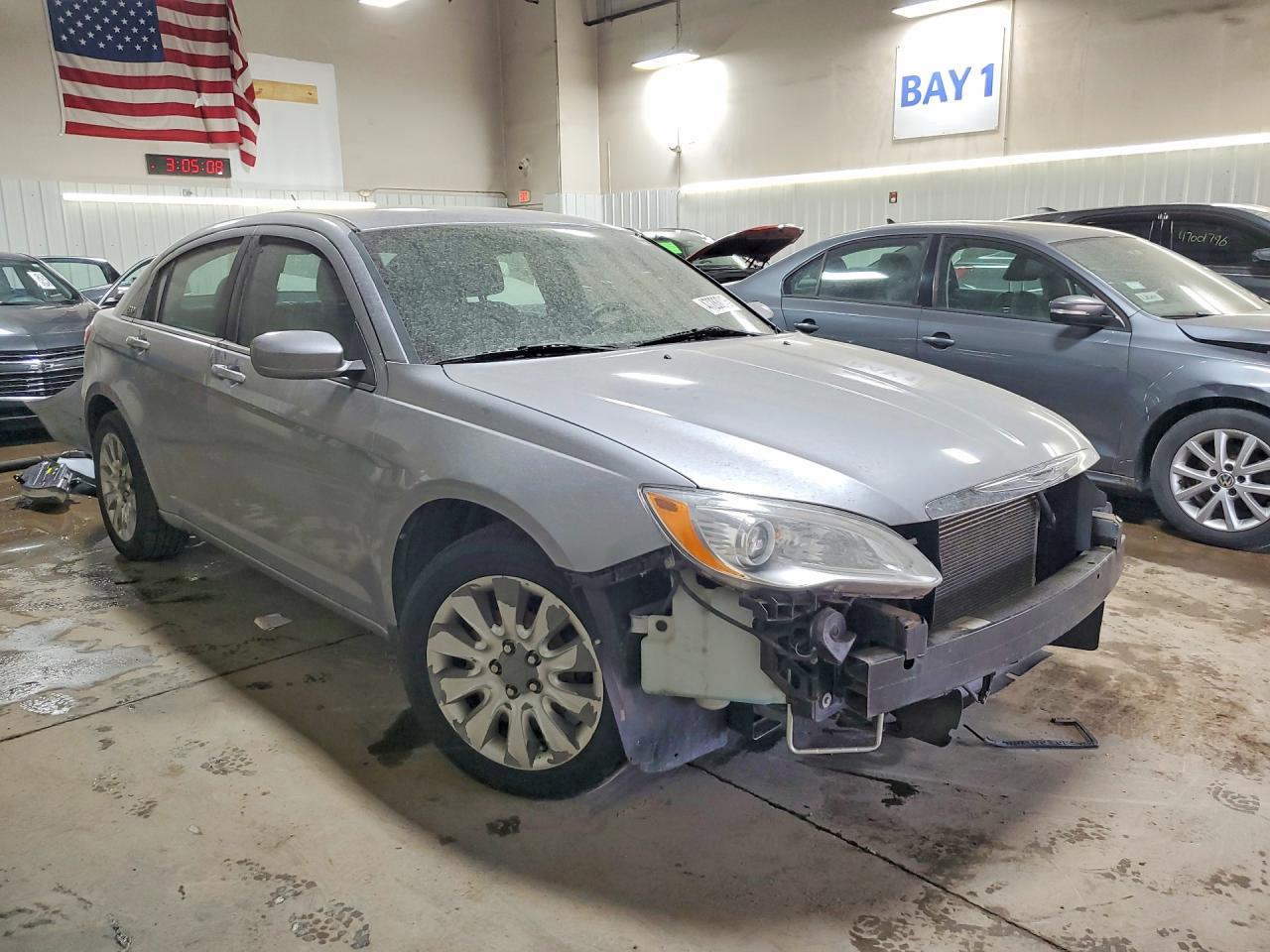 2013 CHRYSLER 200 LX photo 7
