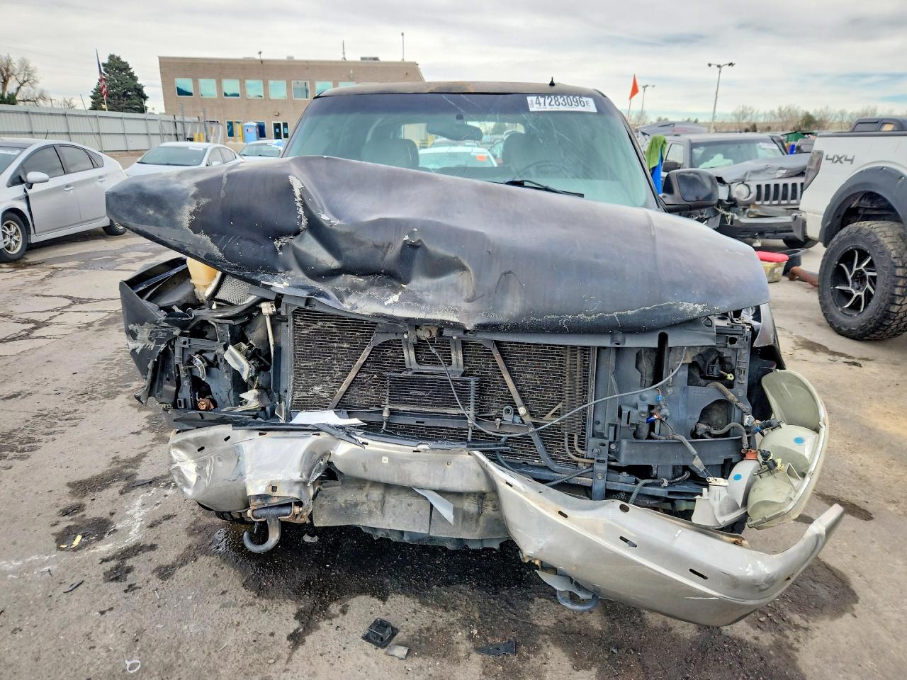 2002 GMC YUKON photo 13