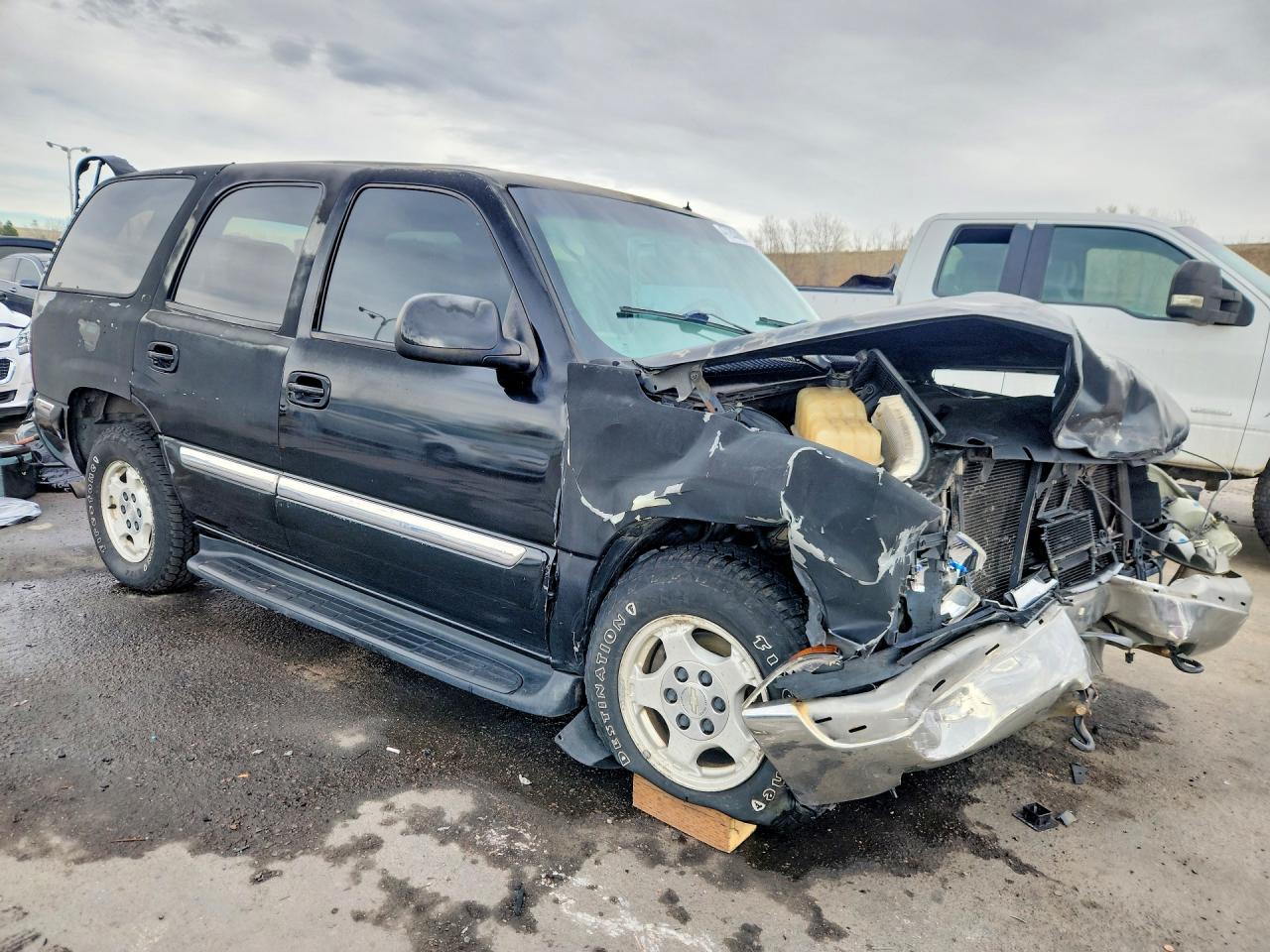 2002 GMC YUKON photo 10