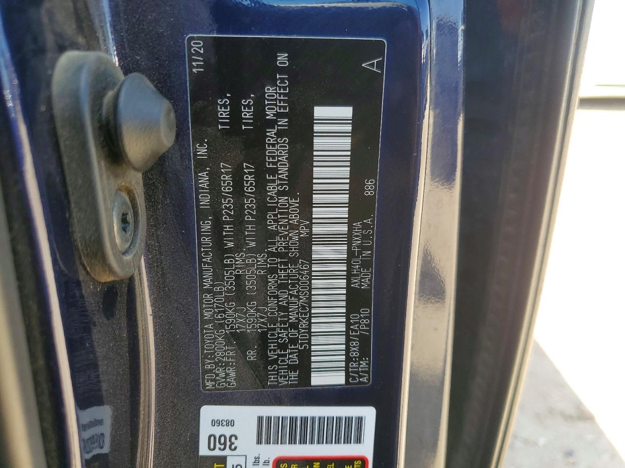 2021 TOYOTA SIENNA XLE 7-PASSENGER photo 25