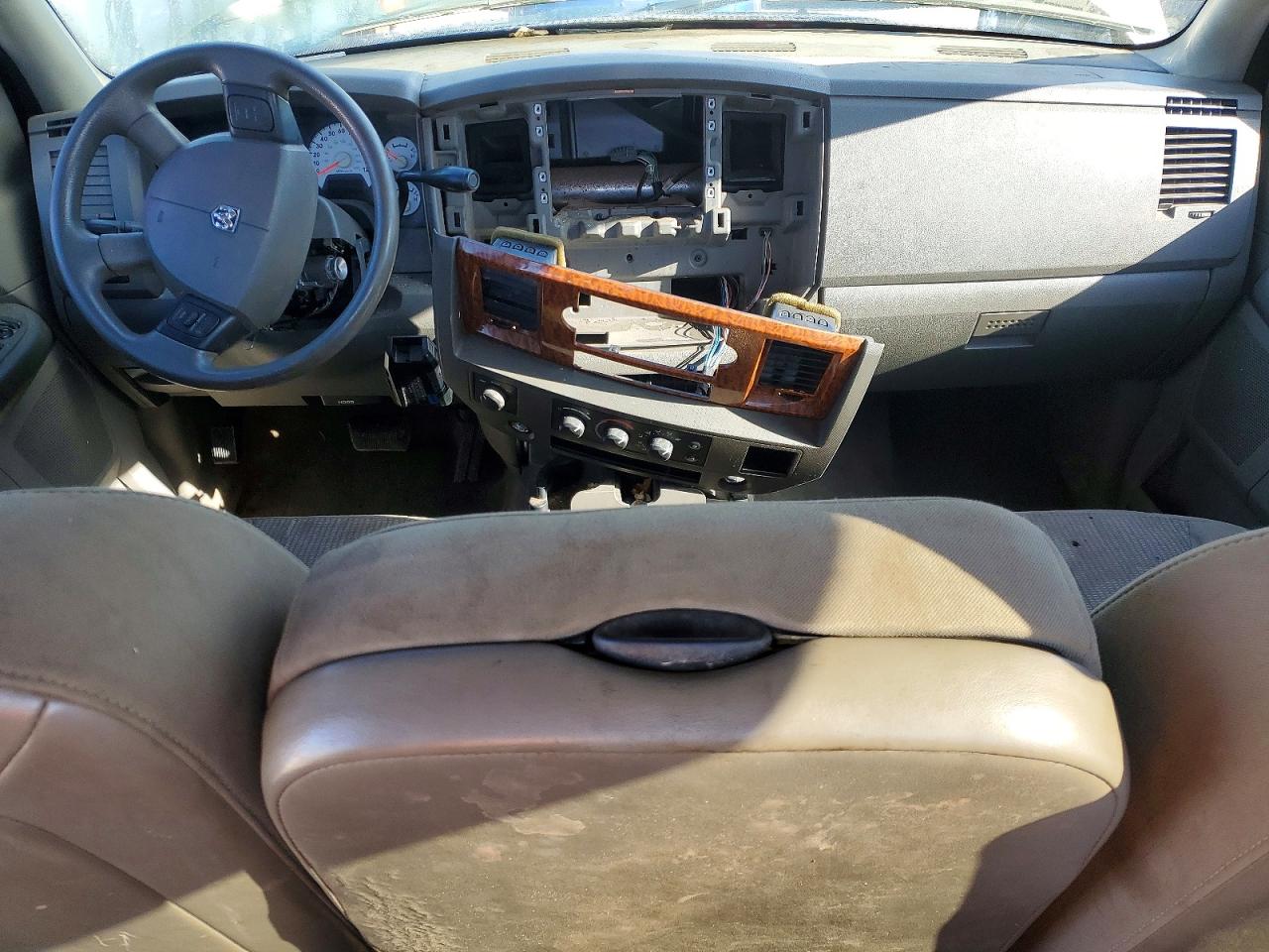2006 DODGE RAM 1500 ST photo 15