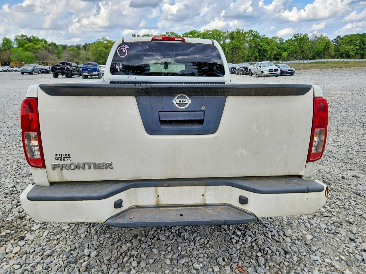2019 NISSAN FRONTIER S photo 11