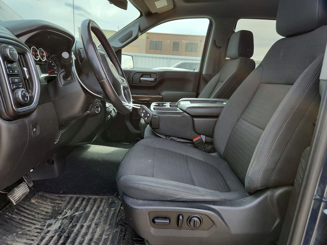2020 CHEVROLET SILVERADO K1500 LT photo 7