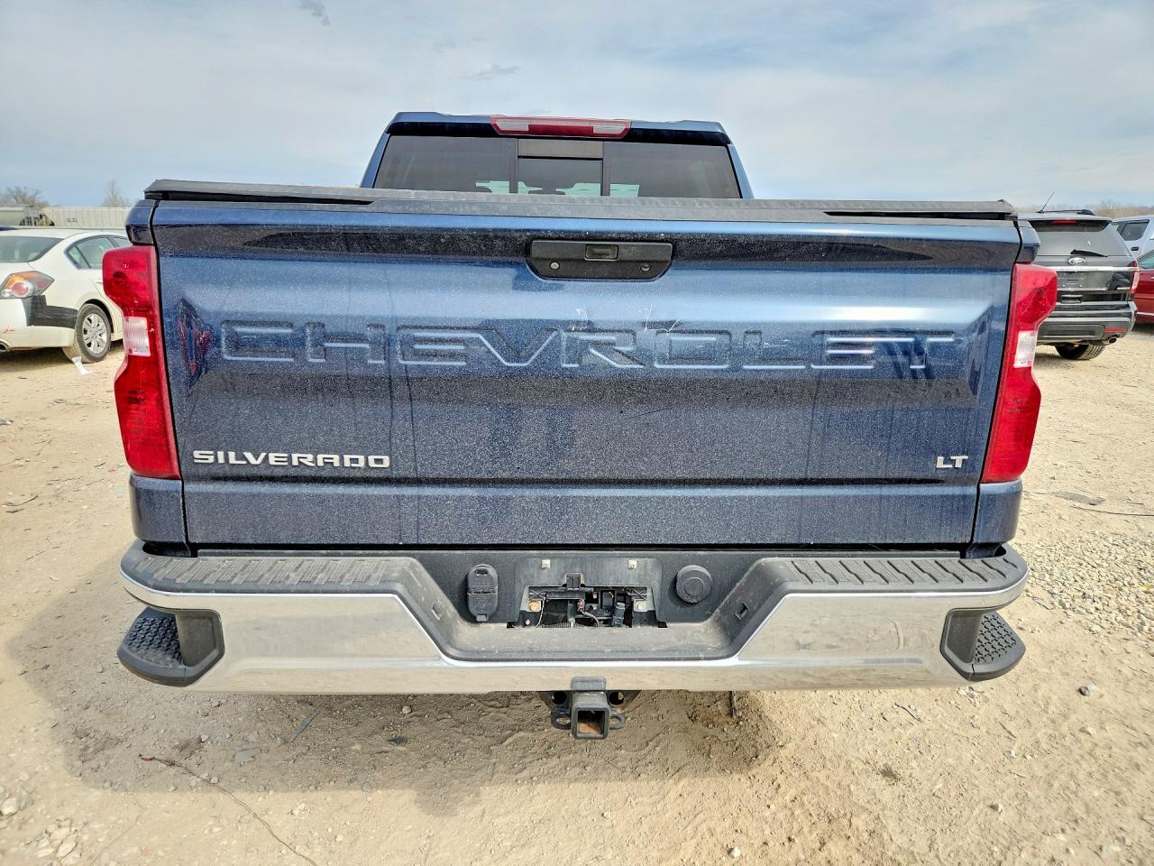 2020 CHEVROLET SILVERADO K1500 LT photo 6
