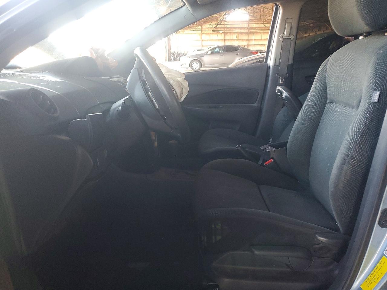 2009 TOYOTA YARIS BASE photo 14