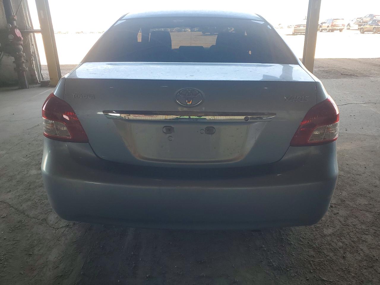 2009 TOYOTA YARIS BASE photo 11