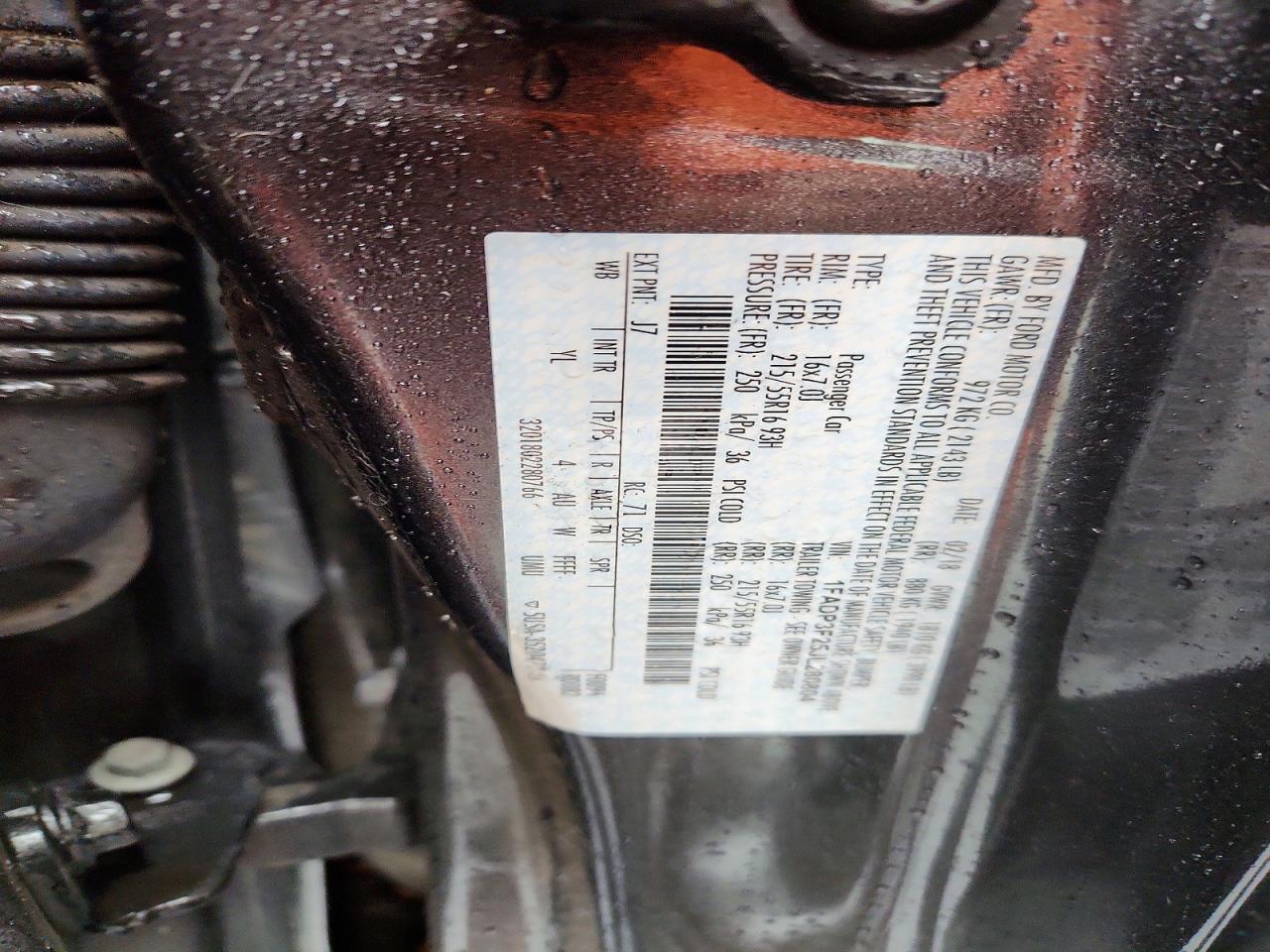 2018 FORD FOCUS SE photo 12