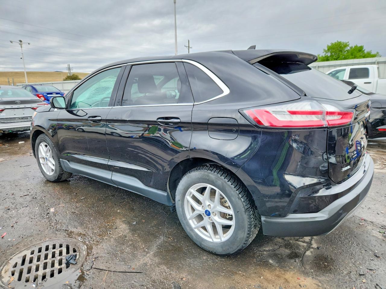 2021 FORD EDGE SEL photo 4