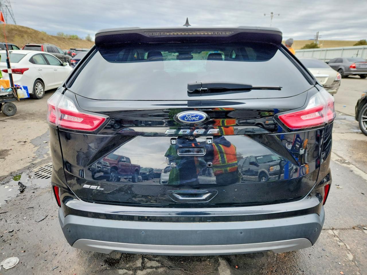 2021 FORD EDGE SEL photo 16