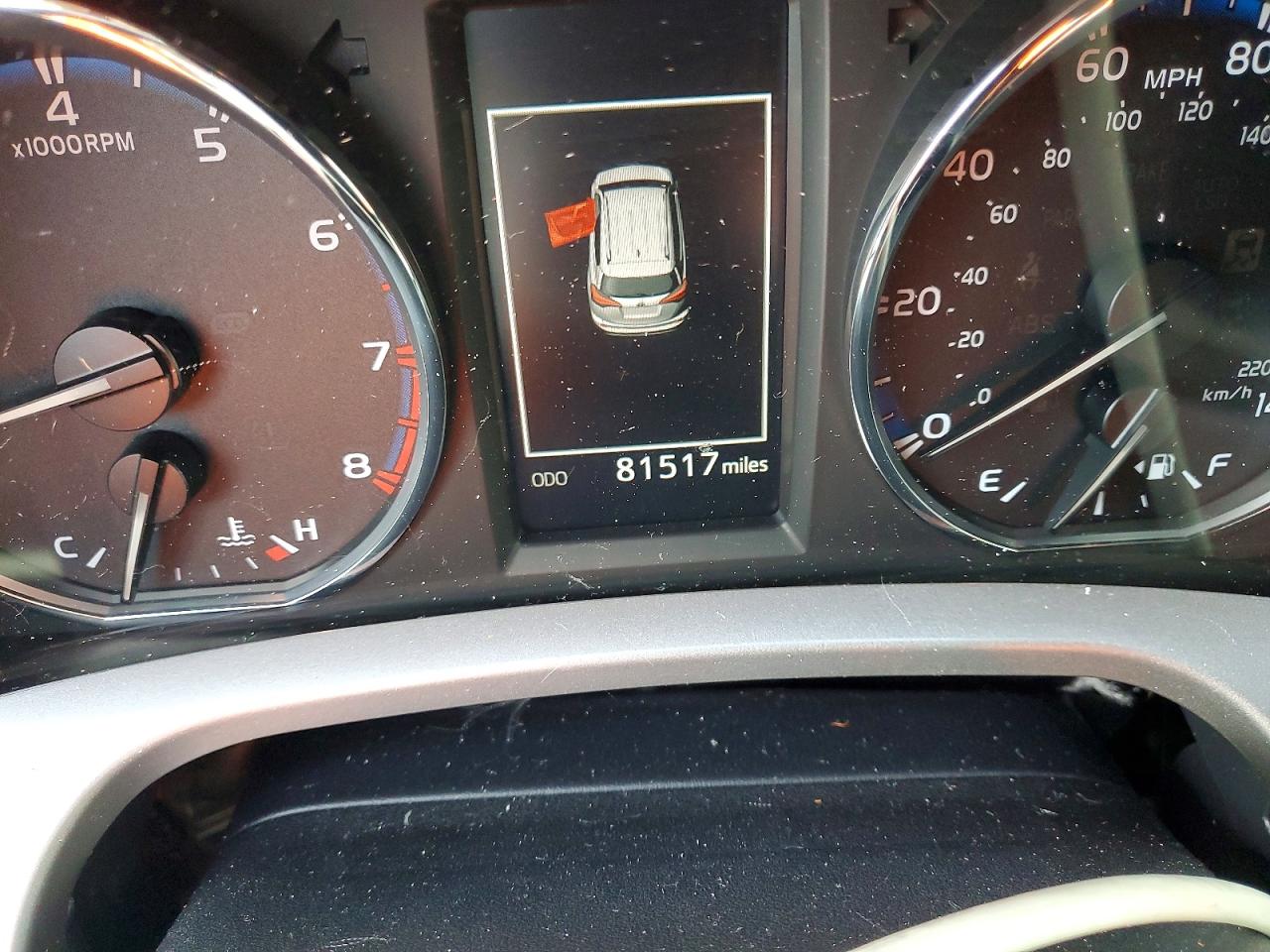 2016 TOYOTA RAV4 XLE photo 17
