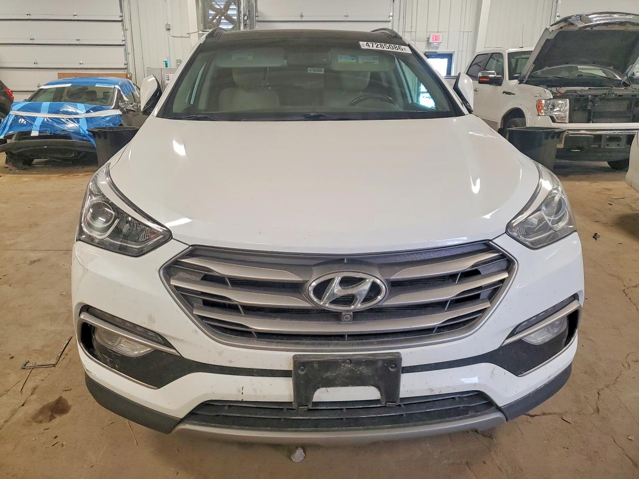 2018 HYUNDAI SANTA FE SPORT 2.4L photo 9