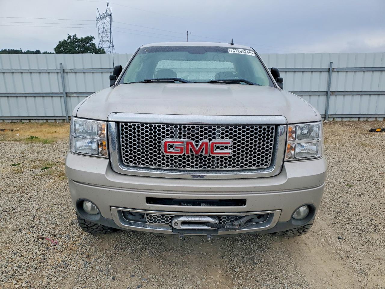 2007 GMC NEW SIERRA DENALI photo 9