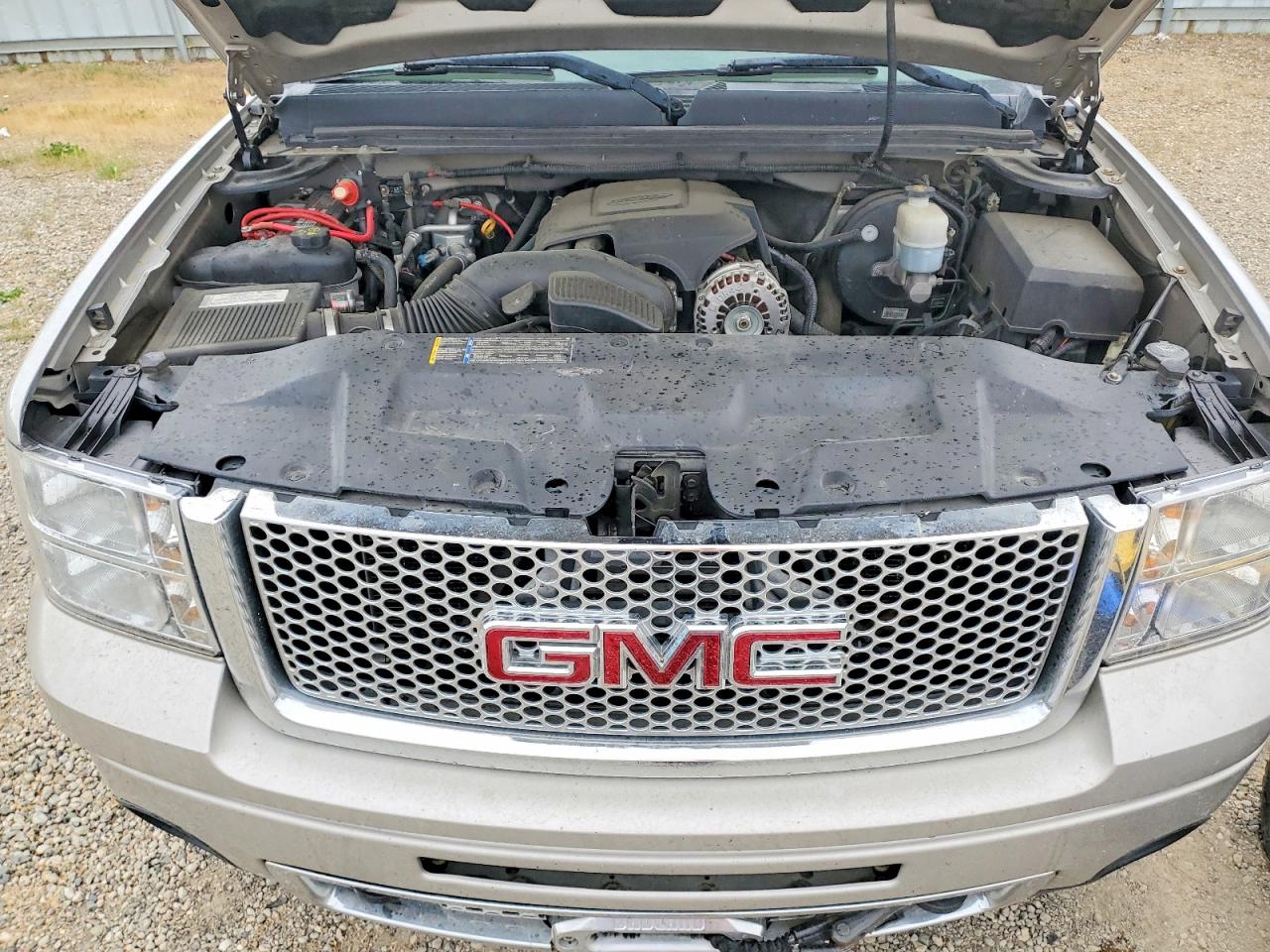 2007 GMC NEW SIERRA DENALI photo 21