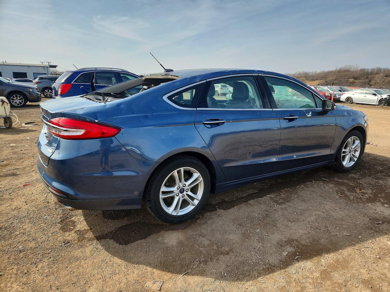2018 FORD FUSION SE photo 3
