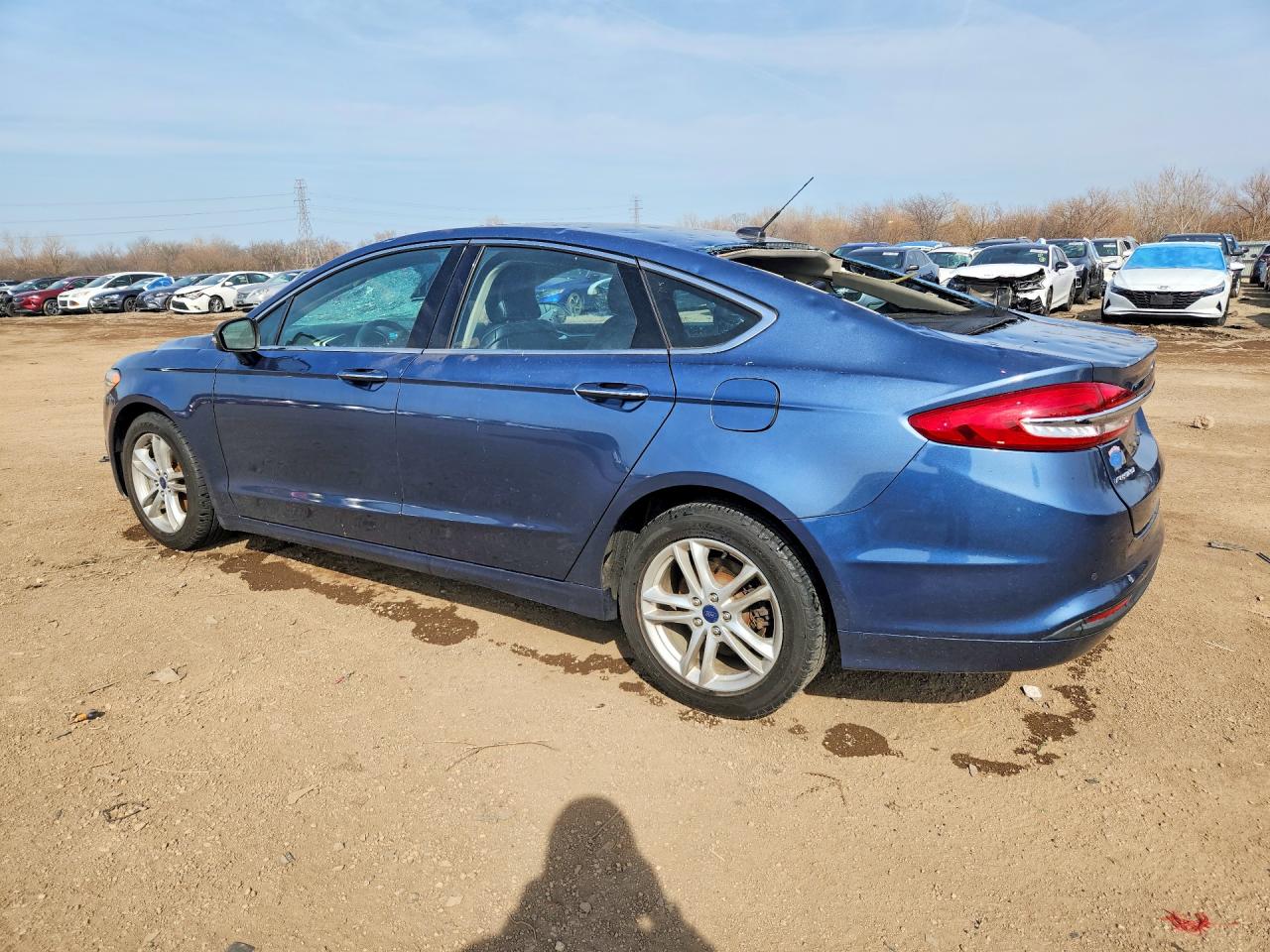 2018 FORD FUSION SE photo 2